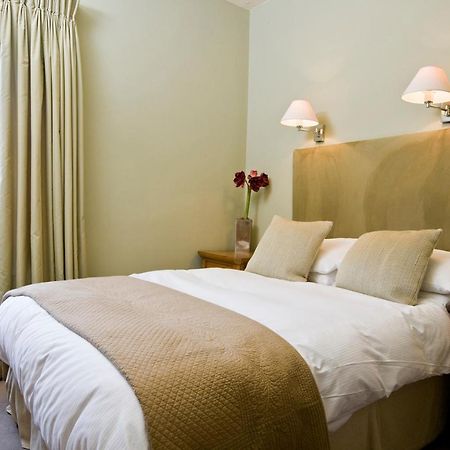 The Bell Hotel แซนด์วิช ภายนอก รูปภาพ